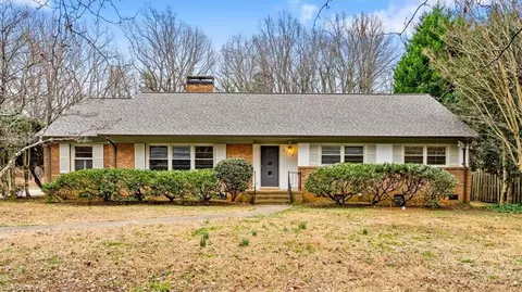 1102 Westridge Rd, Greensboro, NC 27410
