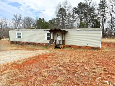 198 James Rd, Advance, NC 27006