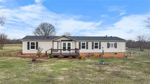 760 Tomlin Mill Rd, Statesville, NC 28625