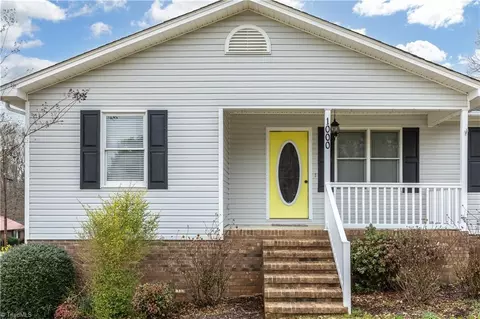 1000 Chisholm Rd, Ramseur, NC 27316
