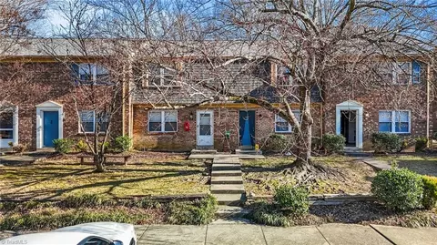 3917 Apt G Overland Hts, Greensboro, NC 27407