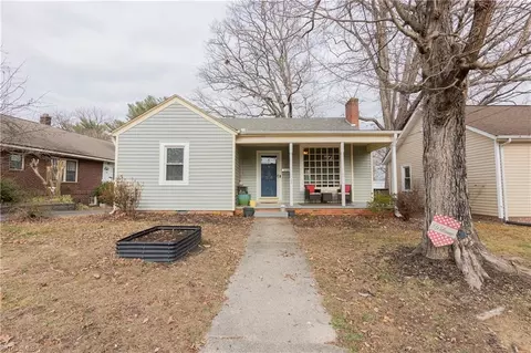 308 Taylor St, Mount Airy, NC 27030