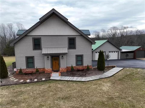 650 Carson Rd, Pilot Mountain, NC 27041