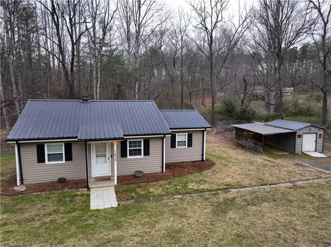 1430 Ring Rd, Westfield, NC 27053