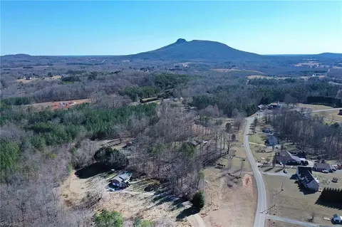 204 Dodson Mill Rd W, Pilot Mountain, NC 27041 photo 35