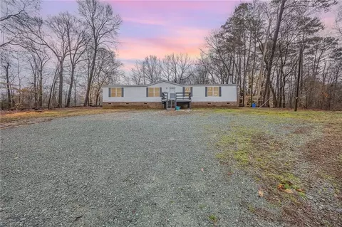 8325 Nc Highway 42 S, Ramseur, NC 27316