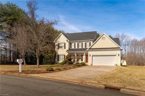 105 Prestwick Ct, King, NC 27021 photo 6