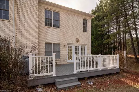 105 Prestwick Ct, King, NC 27021 photo 12
