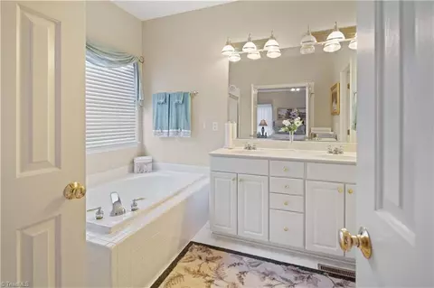 105 Prestwick Ct, King, NC 27021 photo 38