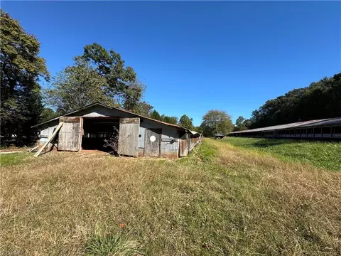 115 Rippling Water Ln, Dobson, NC 27017 photo 2