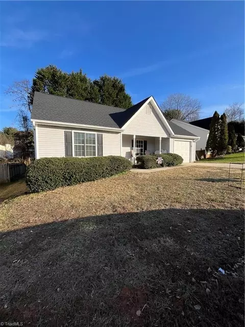 129 Westmont Dr, Winston Salem, NC 27104