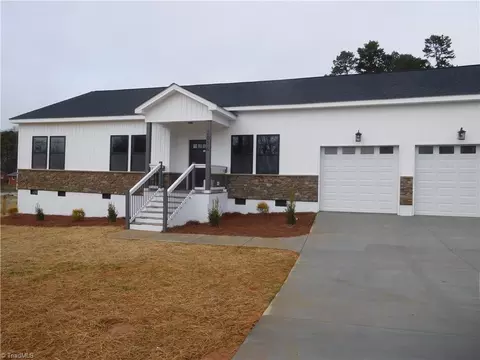 2014 Union Cross Rd, Winston Salem, NC 27107