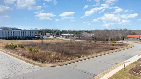 0 Hampton Plaza Dr, Kernersville, NC 27284