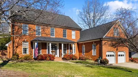 1006 Blanton Pl, Greensboro, NC 27408