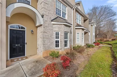 918 Tuscan Row, Winston Salem, NC 27105