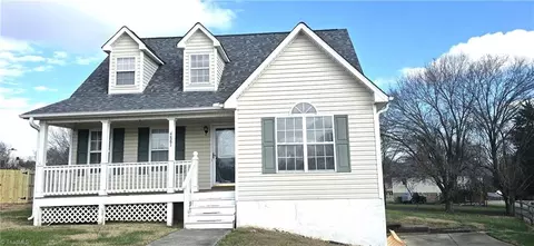 4881 Seminole Ct, Winston Salem, NC 27127