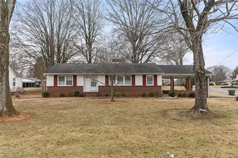 7080 Broad St, Rural Hall, NC 27045