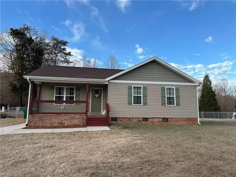 125 Lemons St, Stoneville, NC 27048