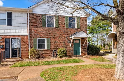 2906 Saint Marks Rd #A, Winston Salem, NC 27103