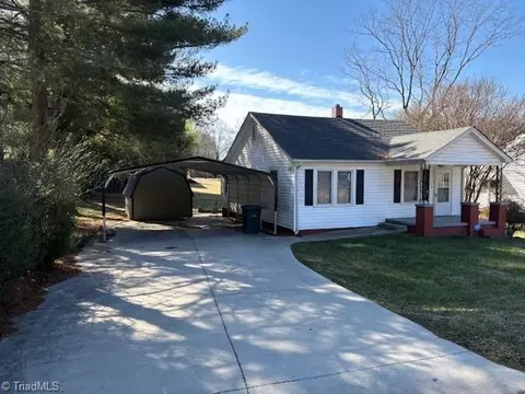 1110 Irving Ave, Eden, NC 27288