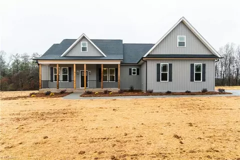 3250 Williston Ct, Walkertown, NC 27051