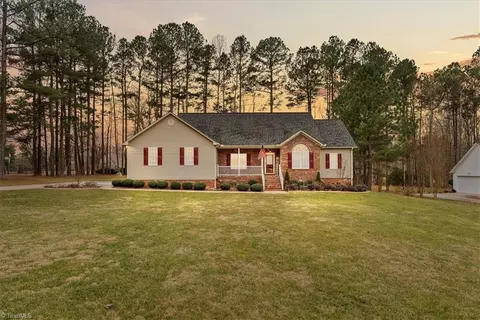6294 Walden Pond Rd, Pleasant Garden, NC 27313