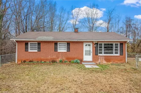 1151 Mountain View Rd, King, NC 27021