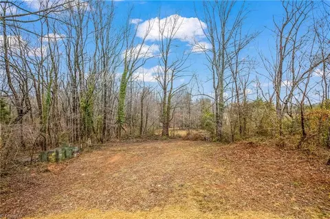 1151 Mountain View Rd, King, NC 27021 photo 18