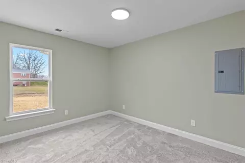 Bedroom - 603 Hickory St, Dobson, NC 27017 photo 5 of 7