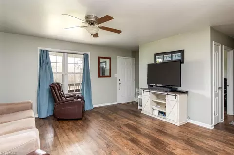 Living - 4705 Beau Ct, Trinity, NC 27370 photo 1 of 2