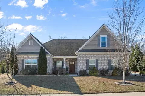 3314 Waterford Glen Ln, Clemmons, NC 27012