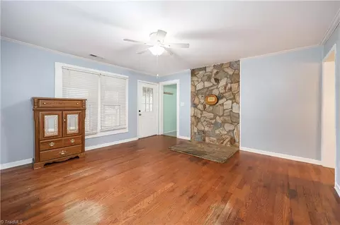 Living - 4371 Hoover Hill Rd, Trinity, NC 27370 photo 1 of 2
