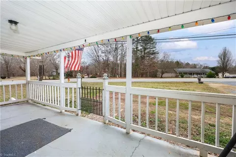 Exterior - 4371 Hoover Hill Rd, Trinity, NC 27370 photo 2 of 4