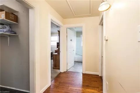 Entry Way - 4371 Hoover Hill Rd, Trinity, NC 27370 photo 1 of 1