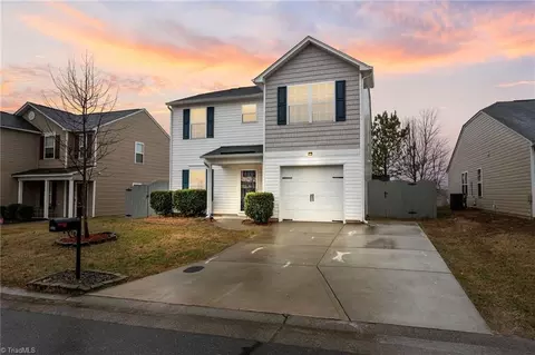 3974 Shallowcreek Ct, Winston Salem, NC 27127