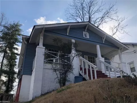 1608 25th St E, Winston Salem, NC 27105 photo 2