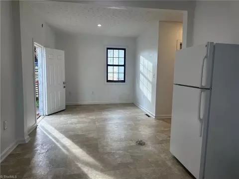 1608 25th St E, Winston Salem, NC 27105 photo 9