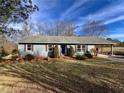 306 Bills Dr, Mcleansville, NC 27301