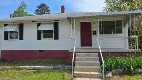 2506 Campbell St, Greensboro, NC 27405
