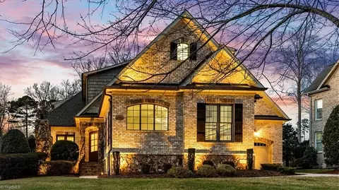 1212 Mosley Rd, Greensboro, NC 27455