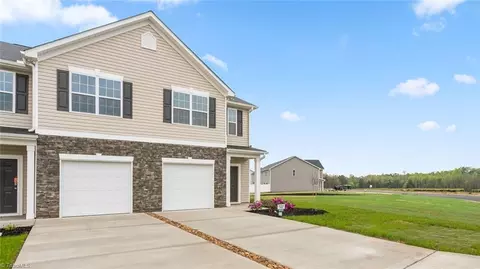 5572 Henley Ridge Dr, Graham, NC 27253