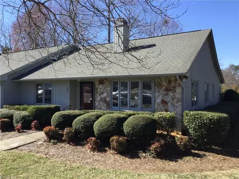2809 Spring House Pl, Greensboro, NC 27410