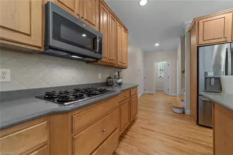 Entry Way - 6301 Peppermill Dr, Oak Ridge, NC 27310 photo 5 of 7