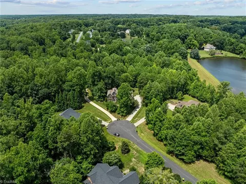 View/Area - 6301 Peppermill Dr, Oak Ridge, NC 27310 photo 4 of 4