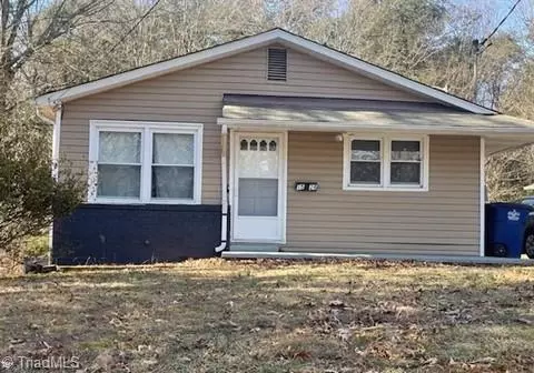 1526 Longview Dr, Winston Salem, NC 27107
