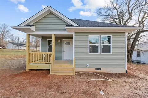 425 Cadillac St, Winston Salem, NC 27101