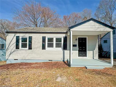 216 Terrell St W, Greensboro, NC 27406