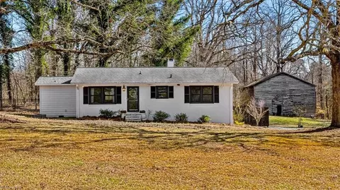 5493 Amick Rd, Julian, NC 27283