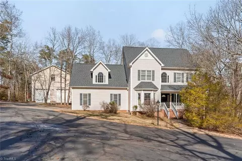5564 Kerrs Chapel Rd, Elon, NC 27244