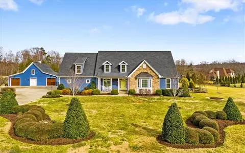 8540 Linville Rd, Oak Ridge, NC 27310